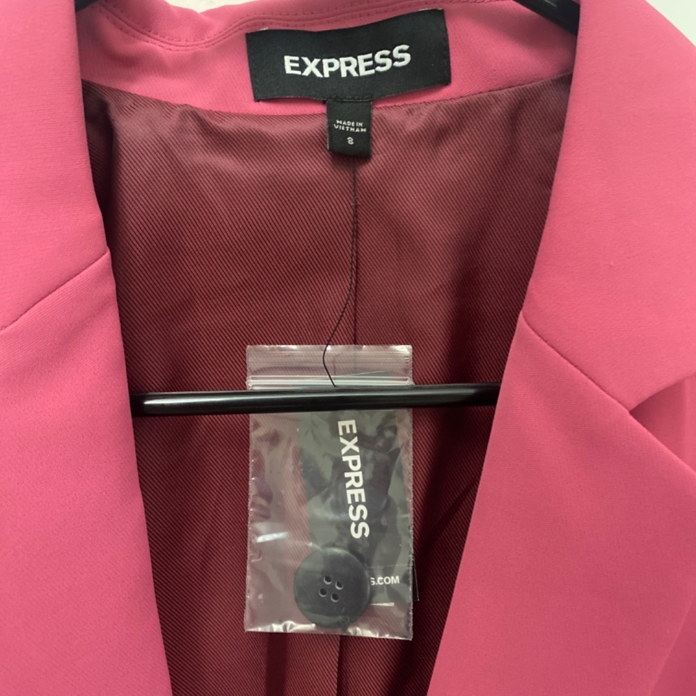 Express Pink Blazer NWT - Size 8 💕 - Picture 2 of 5